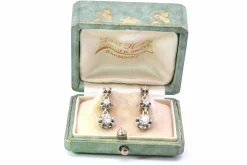 Dormeuses diamants années 1930