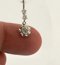 Dormeuses en or 18 carats et diamants