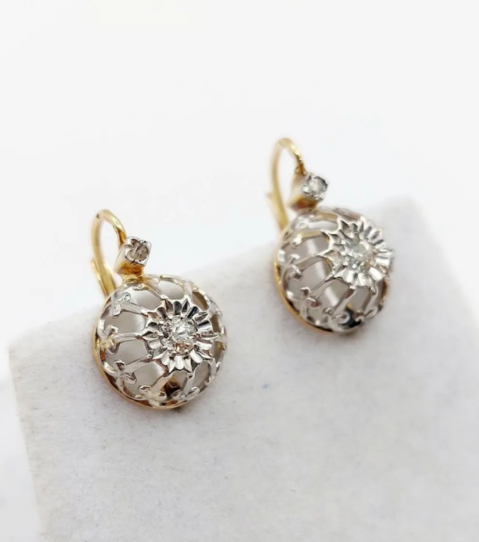 Dormeuses or jaune , diamant taille ancienne sertis fleur de lys (1900)
