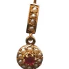 Dormeuses Perles Et Pierre Rouge, Or 18 Carats.