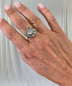 Ensemble bague et boucles d'oreilles victoriennes en or et argent avec diamants
