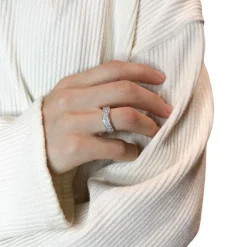 Ensemble de deux bagues en rubis et en diamants