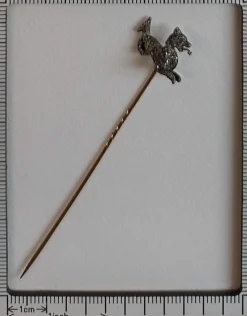 Epingle à cravate griffon chargée de diamants