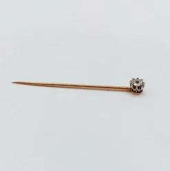 Epingle antique or jaune, diamant taille ancienne (circa 1900)
