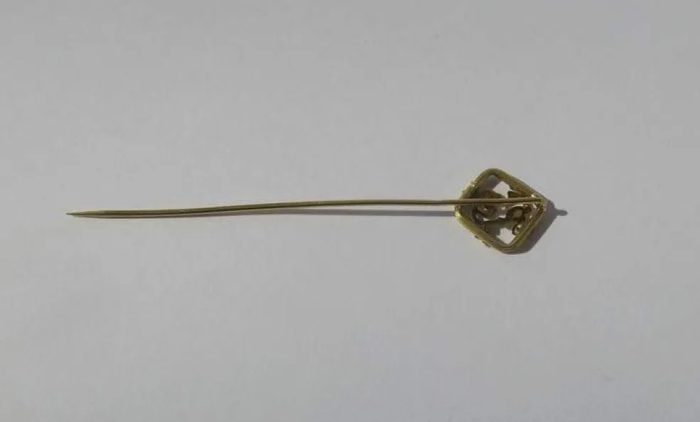 Epingle chiffre 13 porte-bonheur XIXe