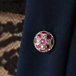 Epingle de jabot diamants rubis