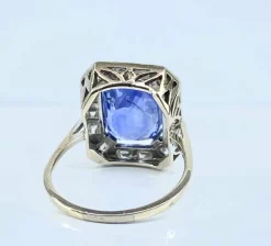 Exceptionnelle bague or blanc, saphir 9,40 carats Ceylan non chauffé