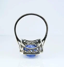 Exceptionnelle bague or blanc, saphir 9,40 carats Ceylan non chauffé