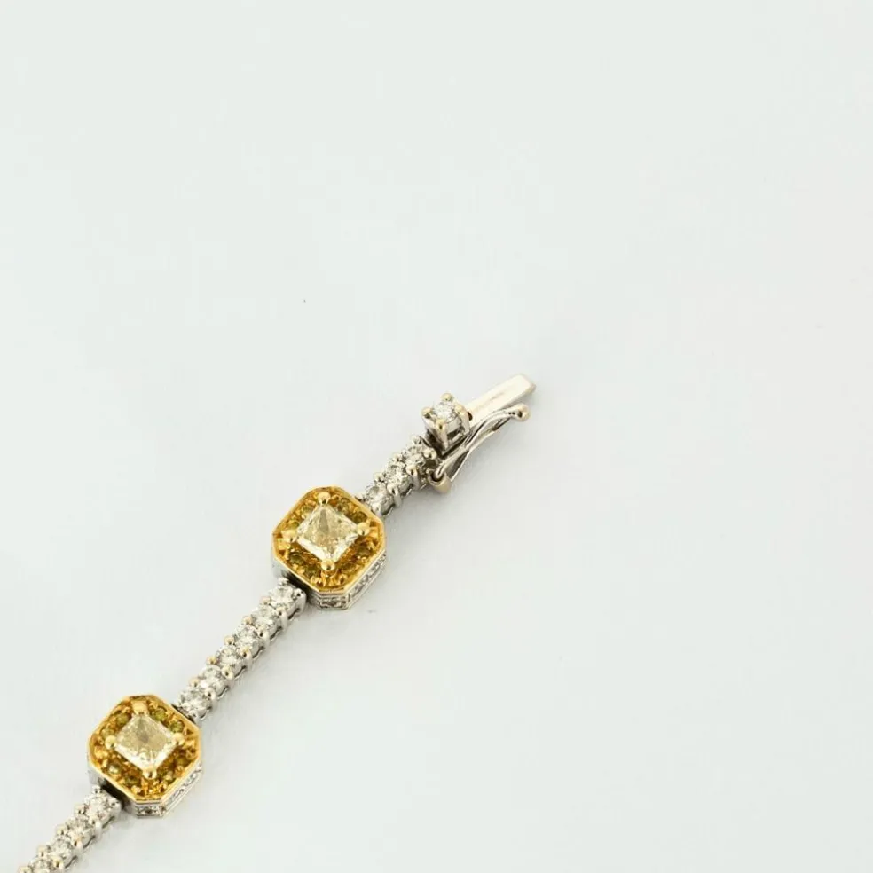 GREGG RUTH- bracelet en or blanc diamants fancy et diamant