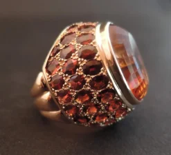 Importante Bague Citrine Et Grenats, Or Rose
