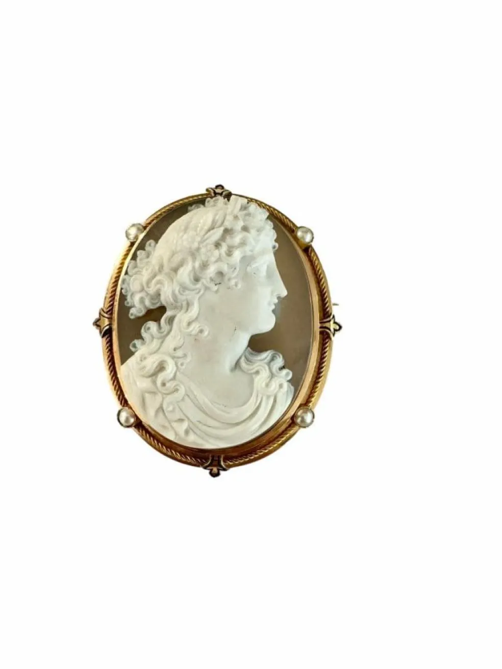 Importante broche Camée Sur Agate