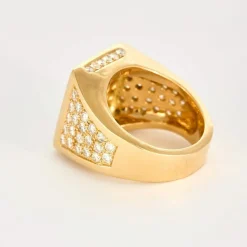 Importante Chevalière or jaune et diamants