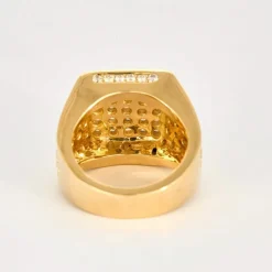 Importante Chevalière or jaune et diamants