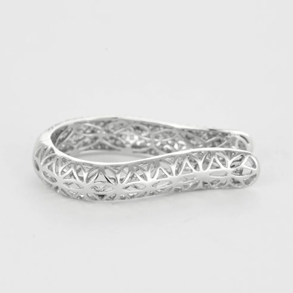 Importante Paire de Boucles d’oreilles en or gris et diamants