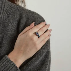 KORLOFF - Bague Saphirs et diamants sertis sur or blanc