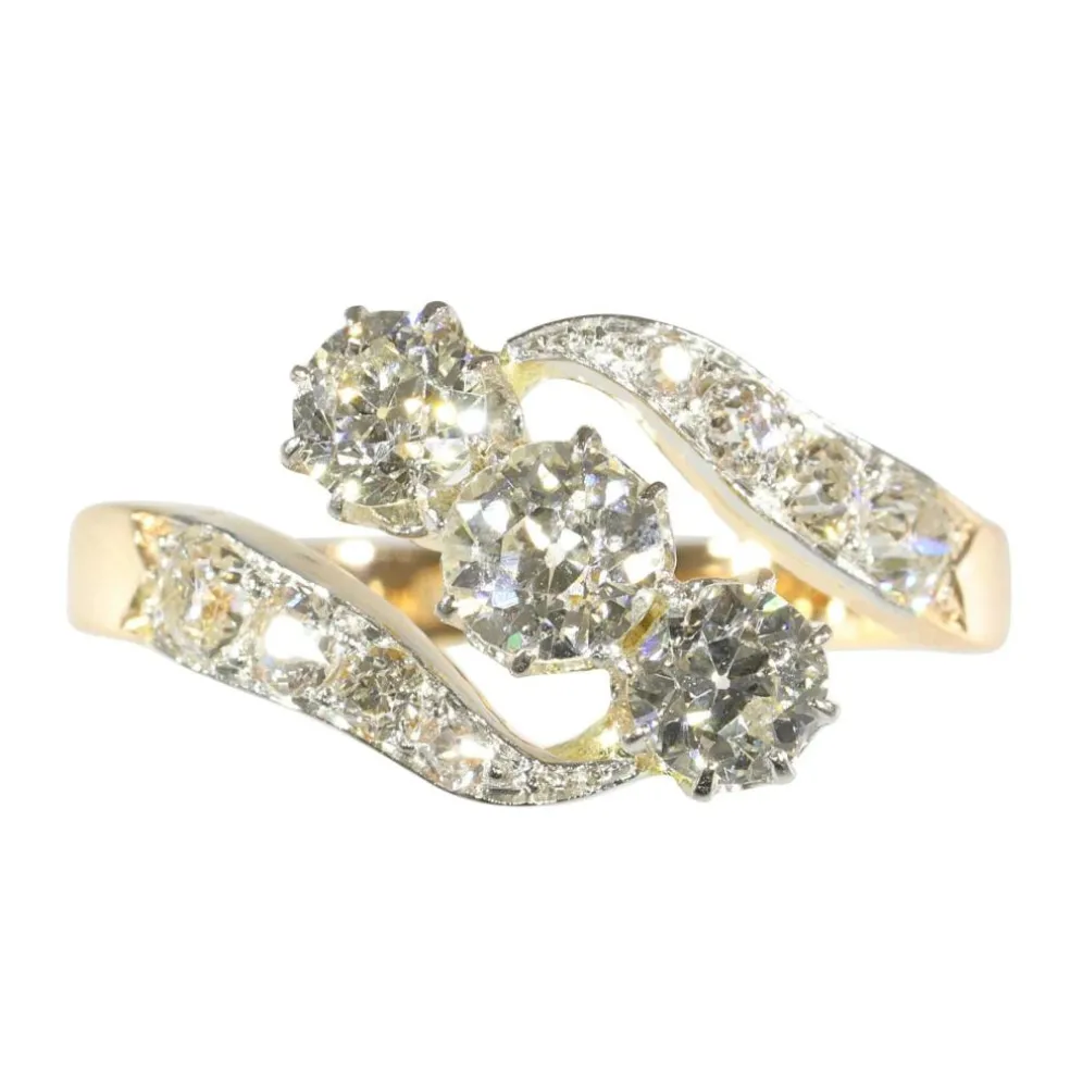 L'amour à travers le temps : bague en or et diamants Belle Époque années 1920
