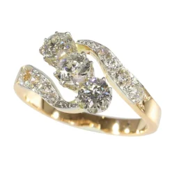 L'amour à travers le temps : bague en or et diamants Belle Époque années 1920
