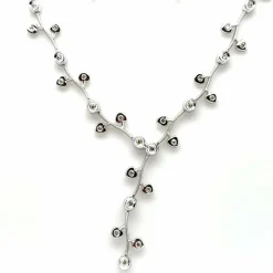 Long Collier or blanc et diamants