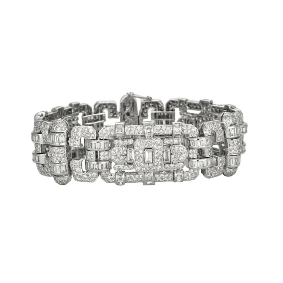 Magnifique bracelet articulé de style art déco en or gris et diamants