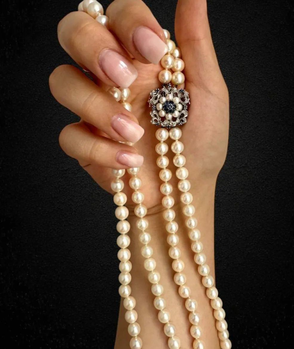 Magnifique collier de perles à double rang