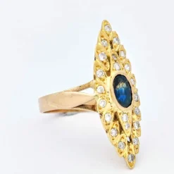 Marquise en or jaune diamants et saphir