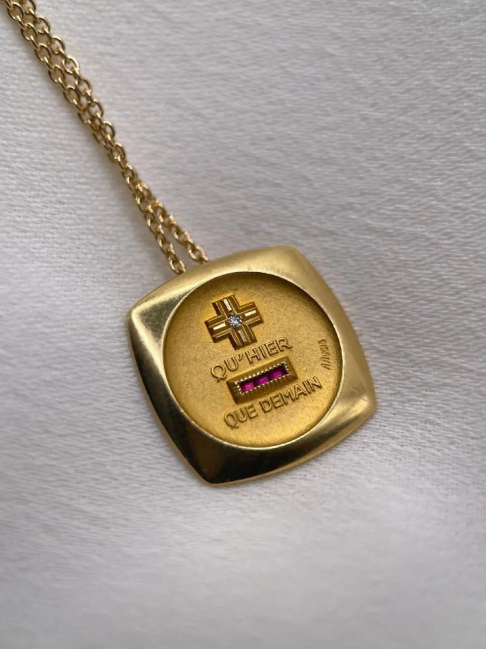 Médaille Amour Augis , Diamant et Rubis
