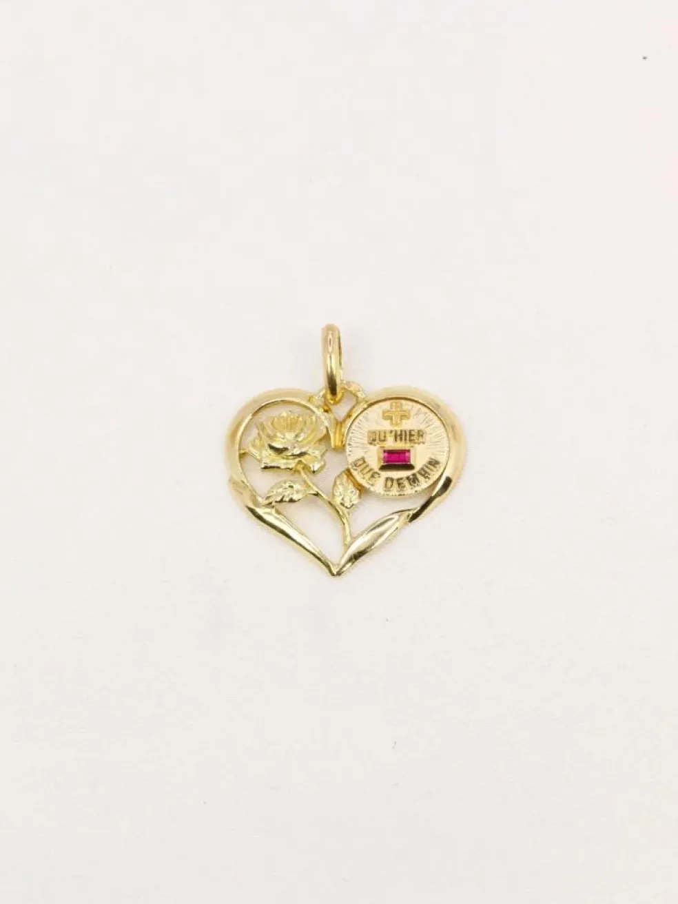 Médaille amour Augis coeur Plus qu'hier moins que demain or jaune rubis