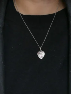 Médaille amour Augis cœur Or blanc Rubis Plus qu’hier moins que demain