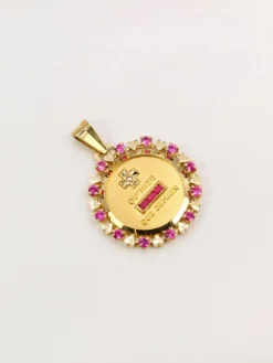 Médaille Amour AUGIS entourage coeur rubis Plus qu’hier moins que demain diamant rubis