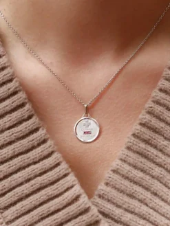 Médaille amour Augis ronde Plus qu'hier moins que demain or blanc diamant rubis