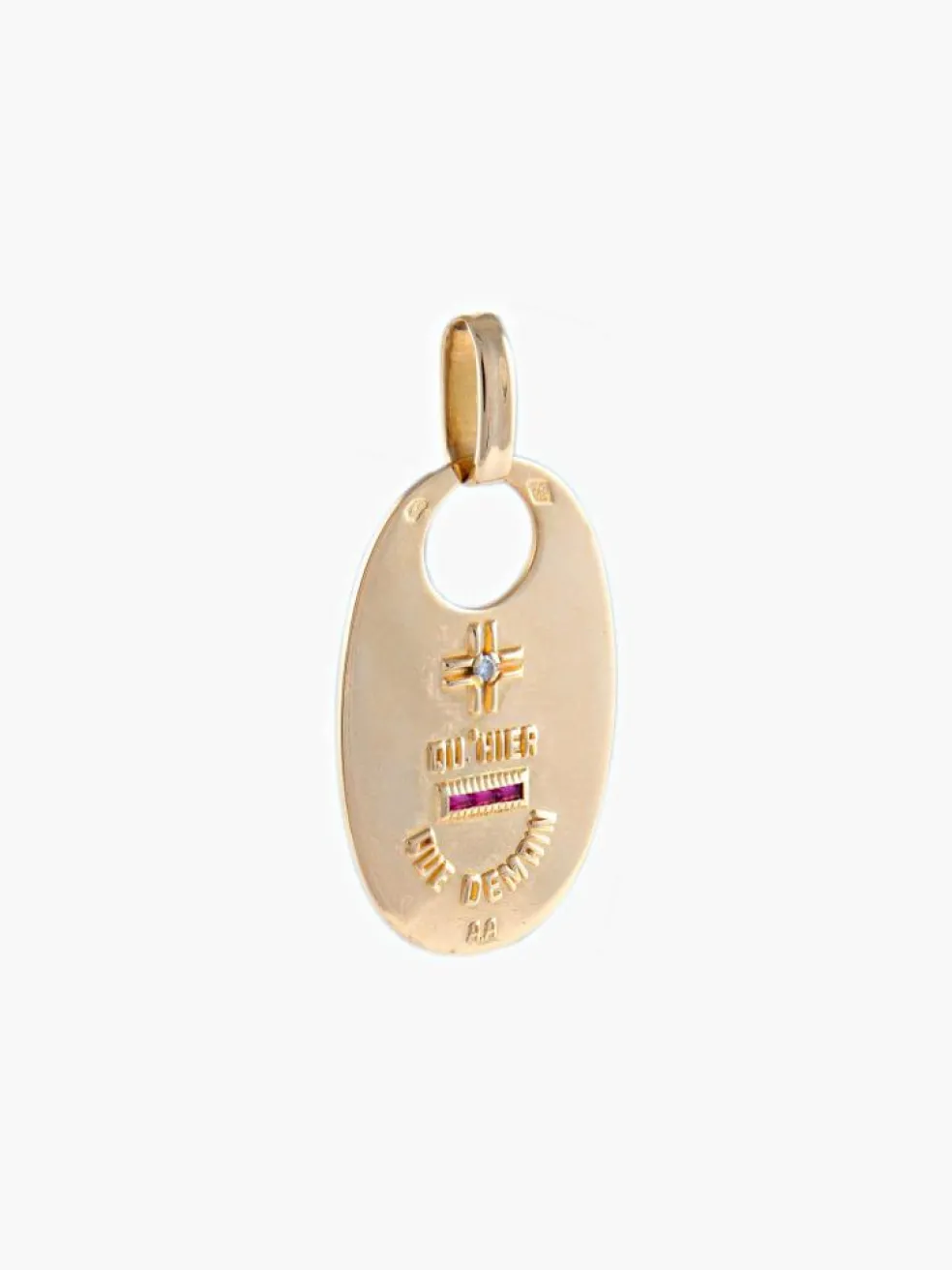 Médaille Amour Ovale A.Augis, Plus qu’hier moins que demain