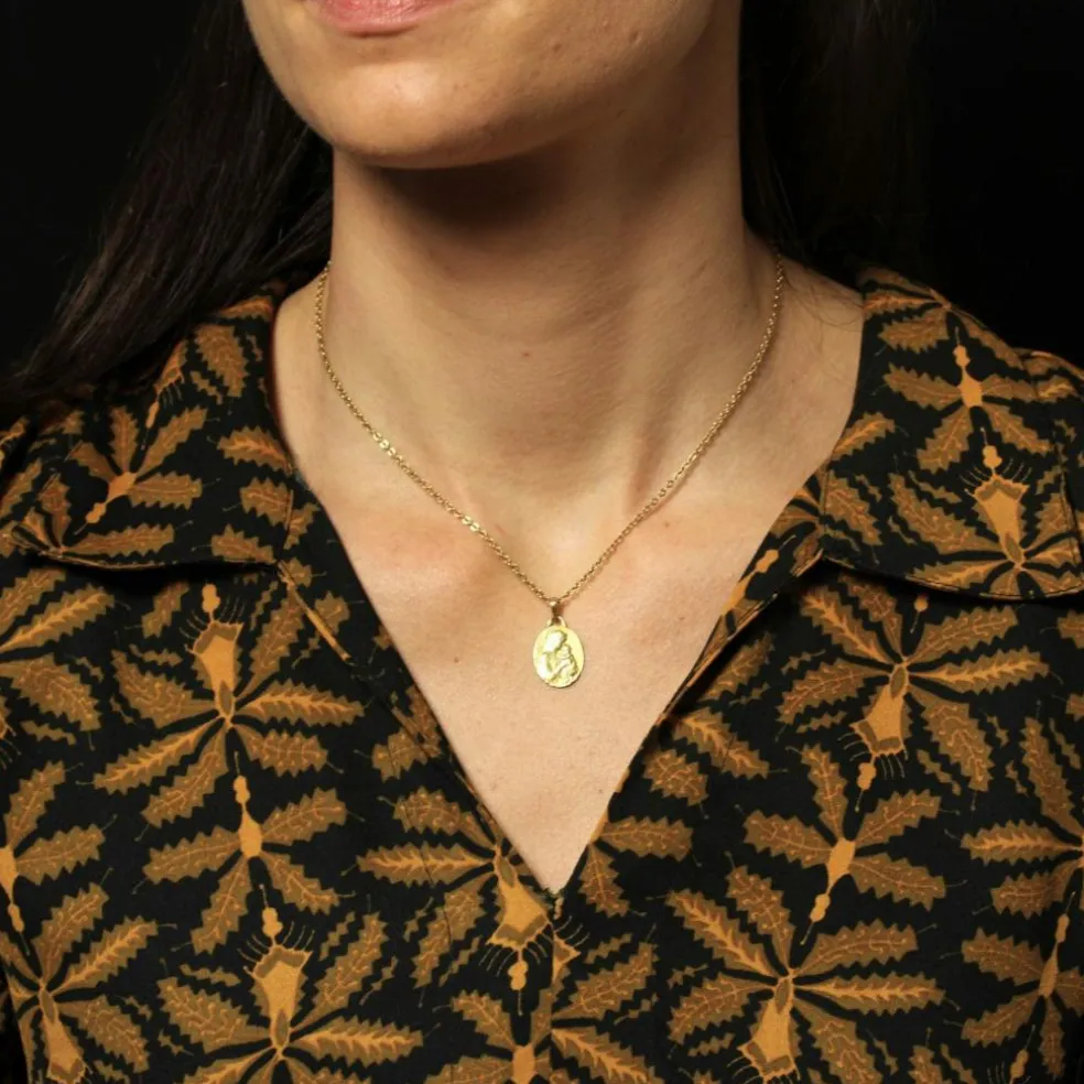 Médaille ancienne or jaune Vierge à l'enfant signée Dropsy