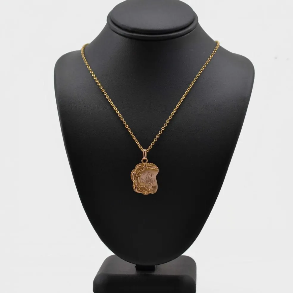 Médaille ancienne or rose polylobée