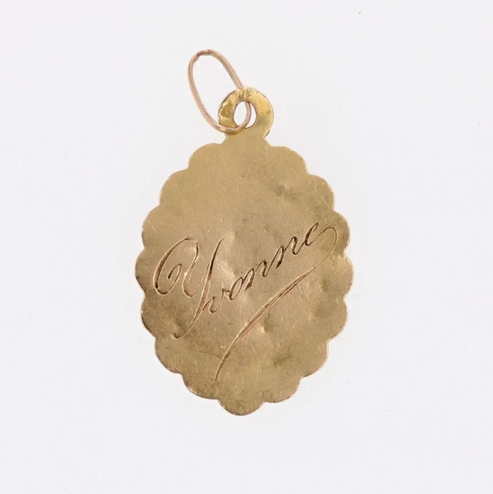 Médaille ancienne ovale polylobée Vierge Marie