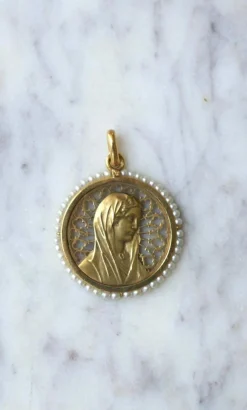 Médaille ancienne Vierge Marie or et perles fines