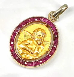 Médaille ange en or jaune 18 carats, datée 1927