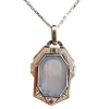 Médaille Art Déco, nacre, diamants