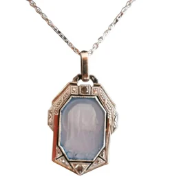 Médaille Art Déco, nacre, diamants