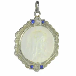 Médaille Art Déco Nacre Diamants Saphirs