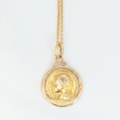 Médaille Art nouveau en or jaune