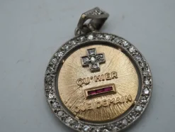 Médaille Augis or diamants