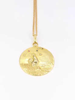 Médaille Augis rubis, saphirs & diamants