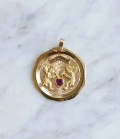 Médaille d'amour vintage en or jaune, "Il bat pour toi"