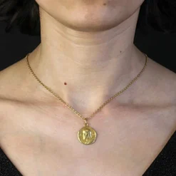 Médaille de baptême or jaune Christ Catacombes signée Becker