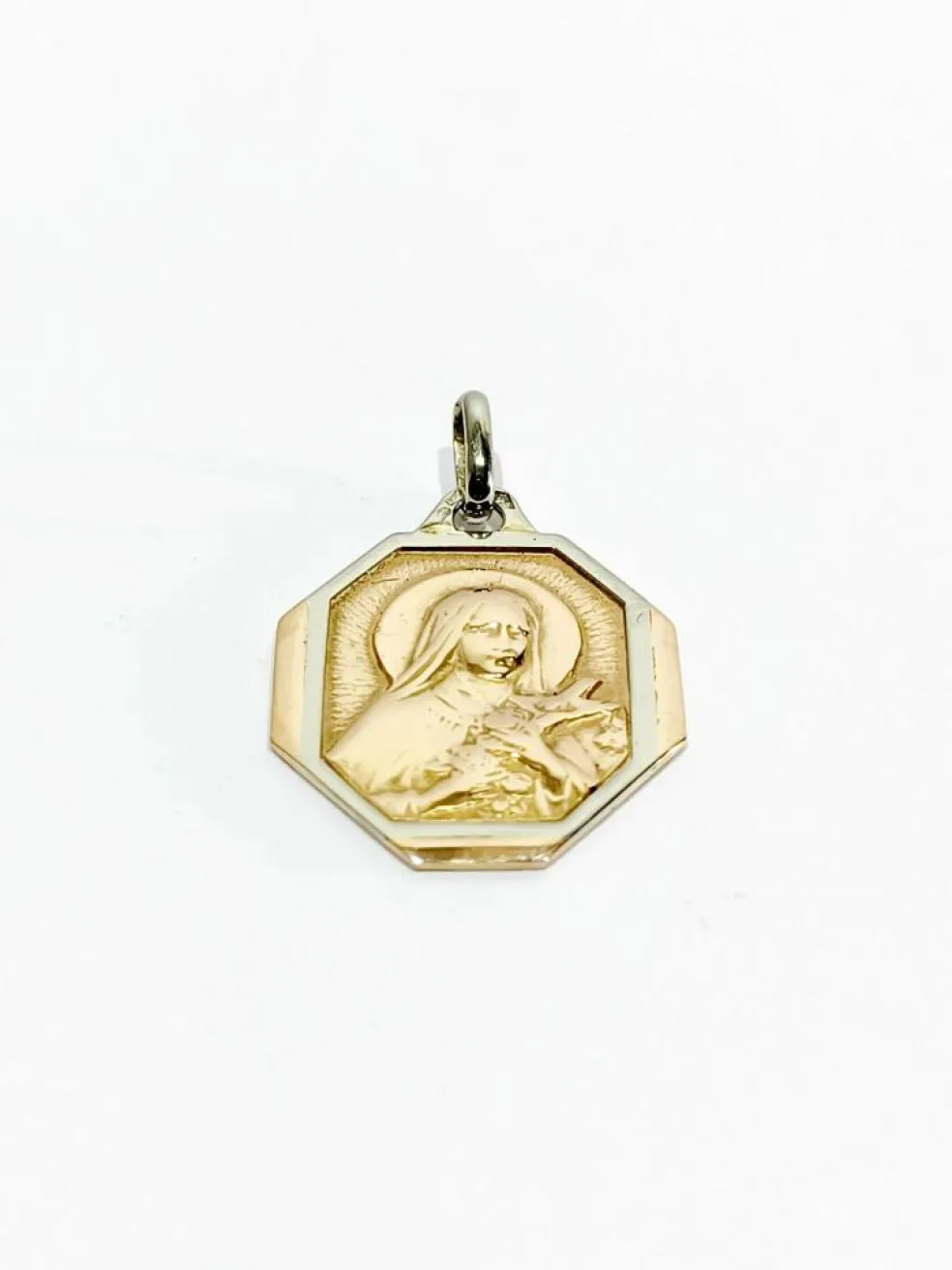 Médaille de la vierge en or rose et blanc