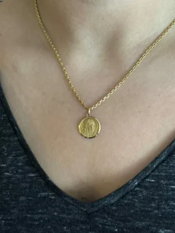 Médaille de la Vierge en or jaune