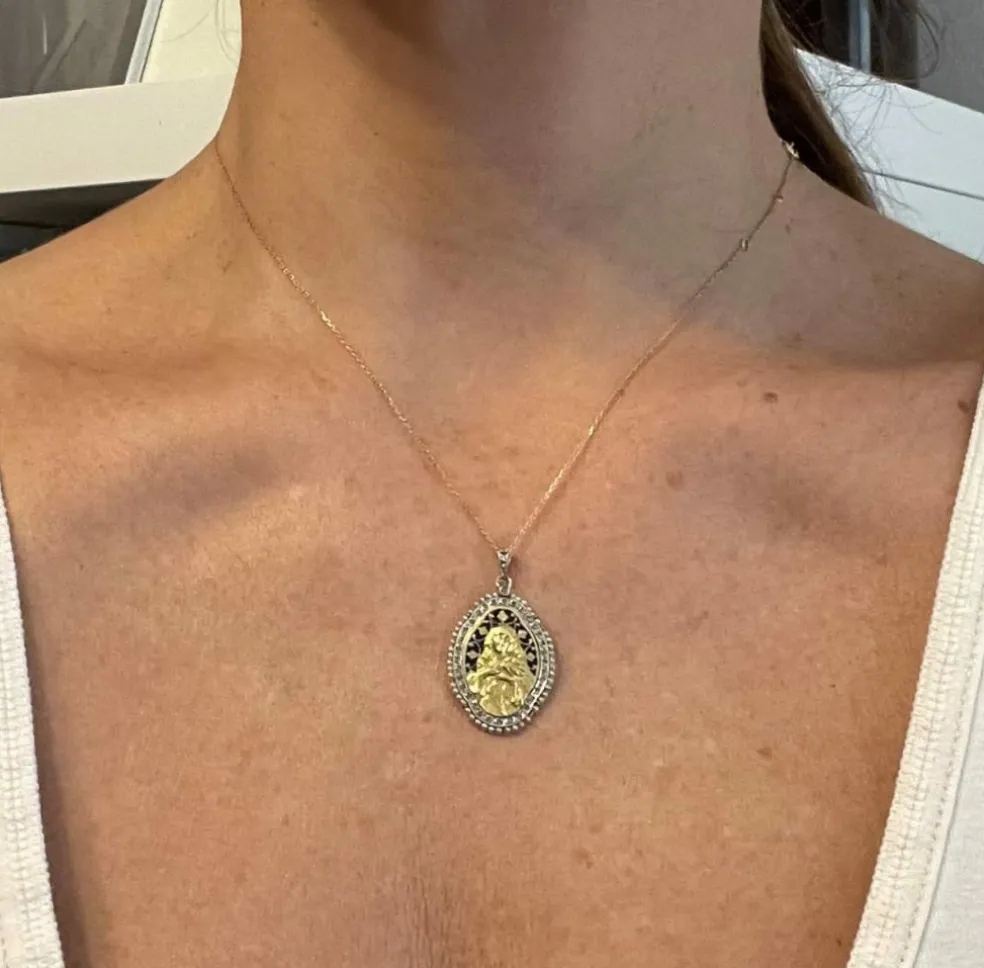 Médaille de la Vierge Marie or, diamants et perles, vers 1900