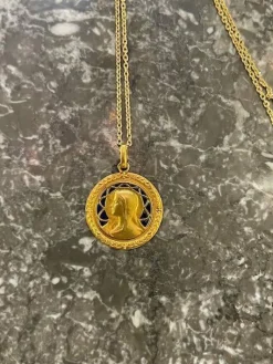 Médaille de la Vierge Marie ancienne et émail
