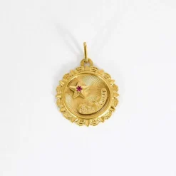 Médaille Etoile d'amour or jaune et rubis