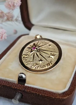 Médaille Etoile d'amour or jaune